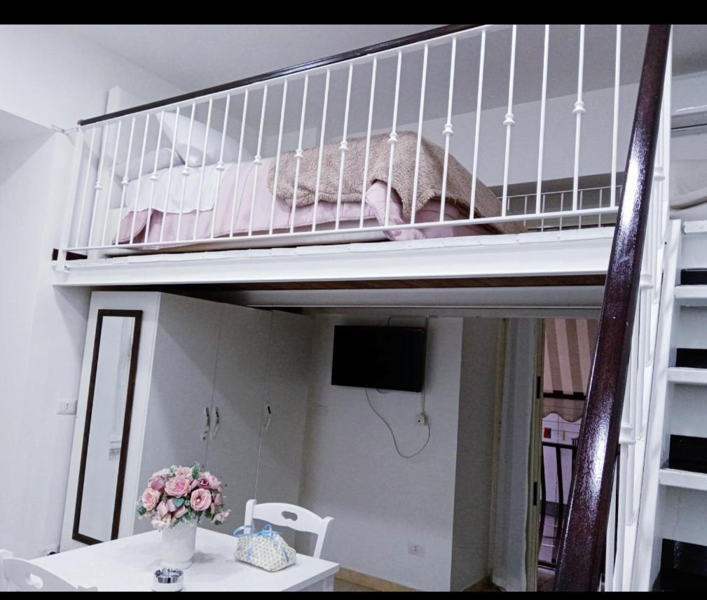 Casa Carolina A Toledo Bed & Breakfast Naples Exterior photo